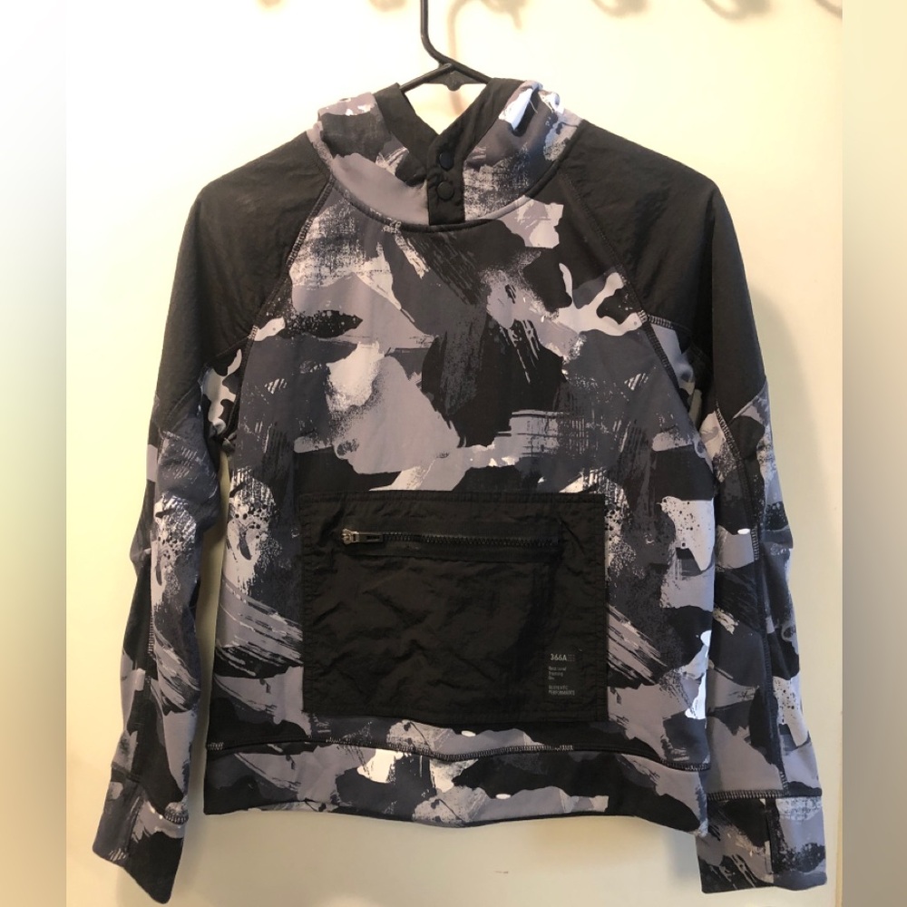 ATHLETIC WORKS- Big Boy insulated Hoodie  (L 10-12)